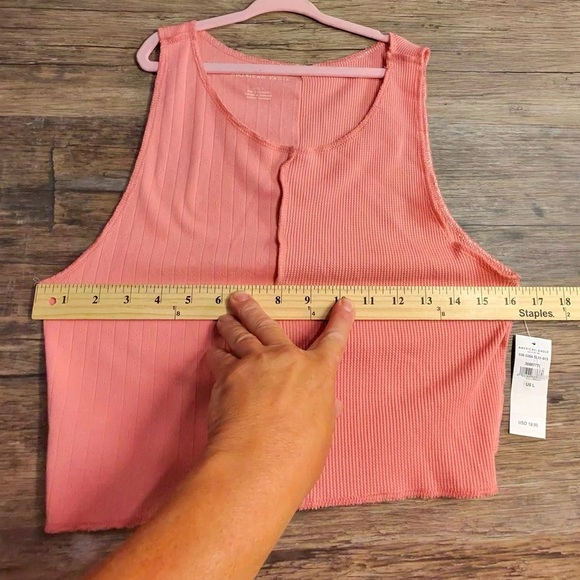 American Eagle Outfitters Pink Coral Ribbed Cropped Tank Top - Picture 1 of 7